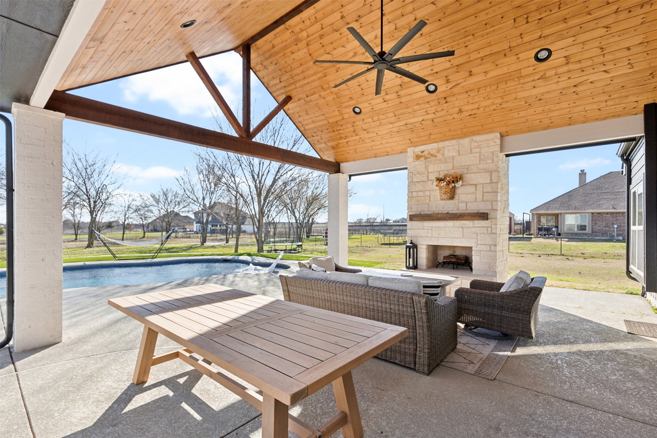 112 Cardiff Lane Waxahachie TX 75167