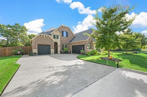 816 Silver Creek Drive Desoto TX 75115