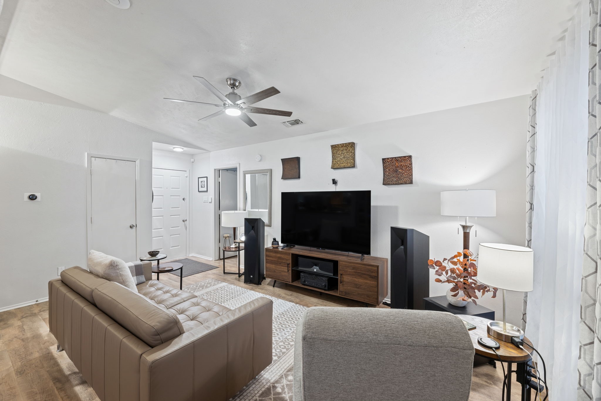 1477 Brook Meadow Circle Lancaster TX 75134