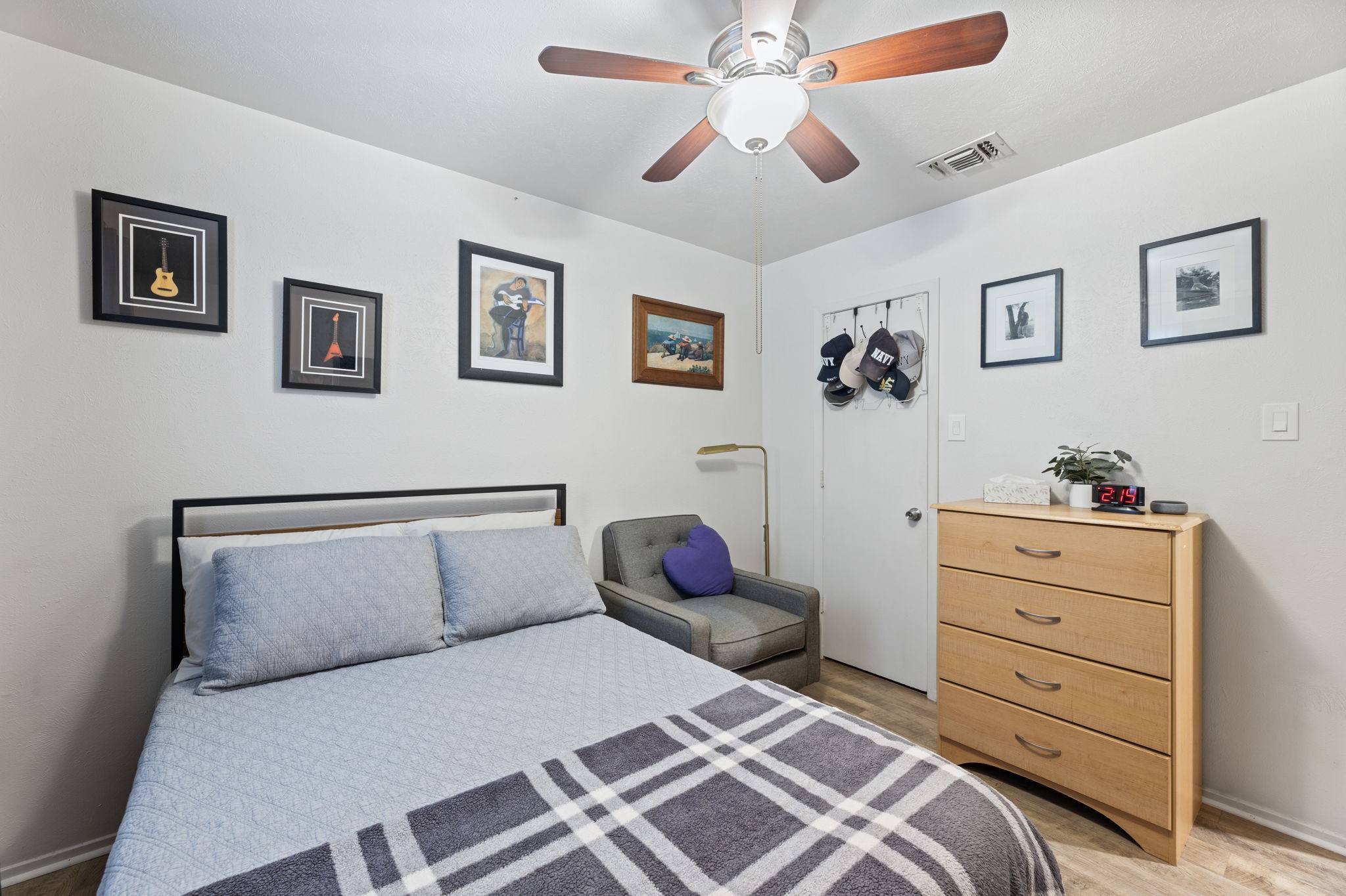 1477 Brook Meadow Circle Lancaster TX 75134