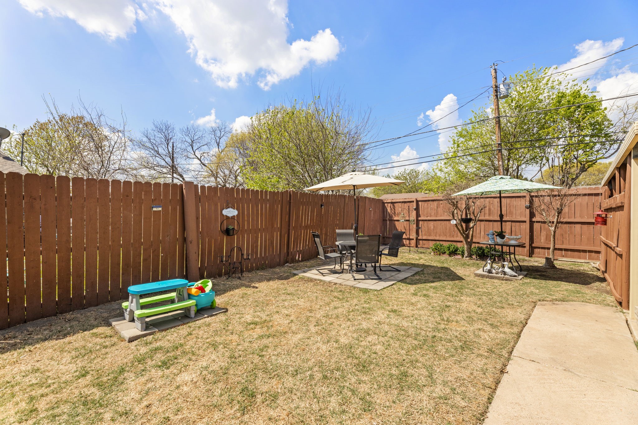 1477 Brook Meadow Circle Lancaster TX 75134