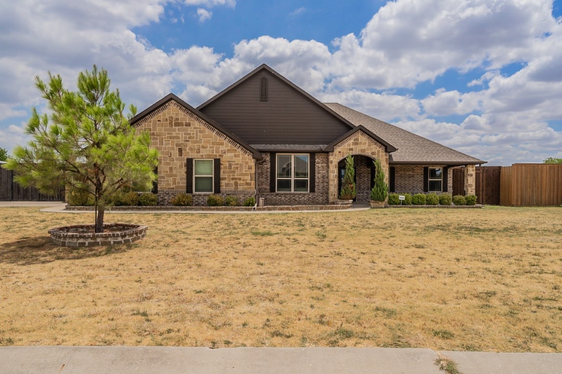 6023 Pin Oak Court Royse City TX 75189