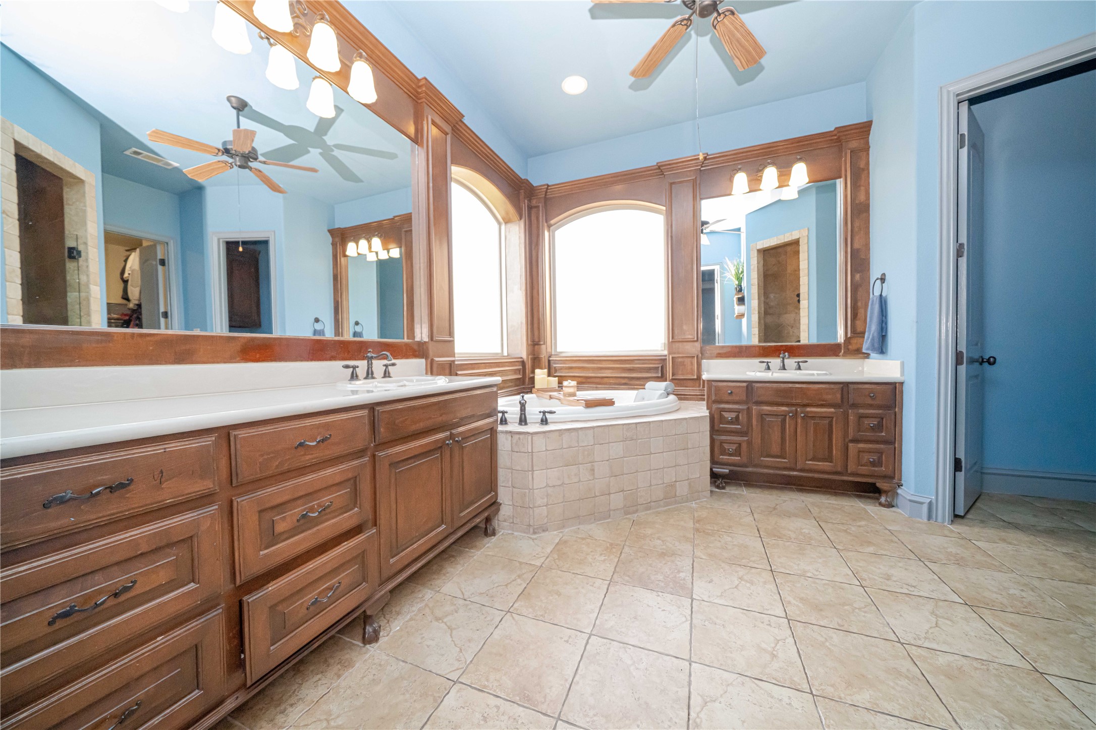 7913 Forest View Court North Richland Hills TX 76182