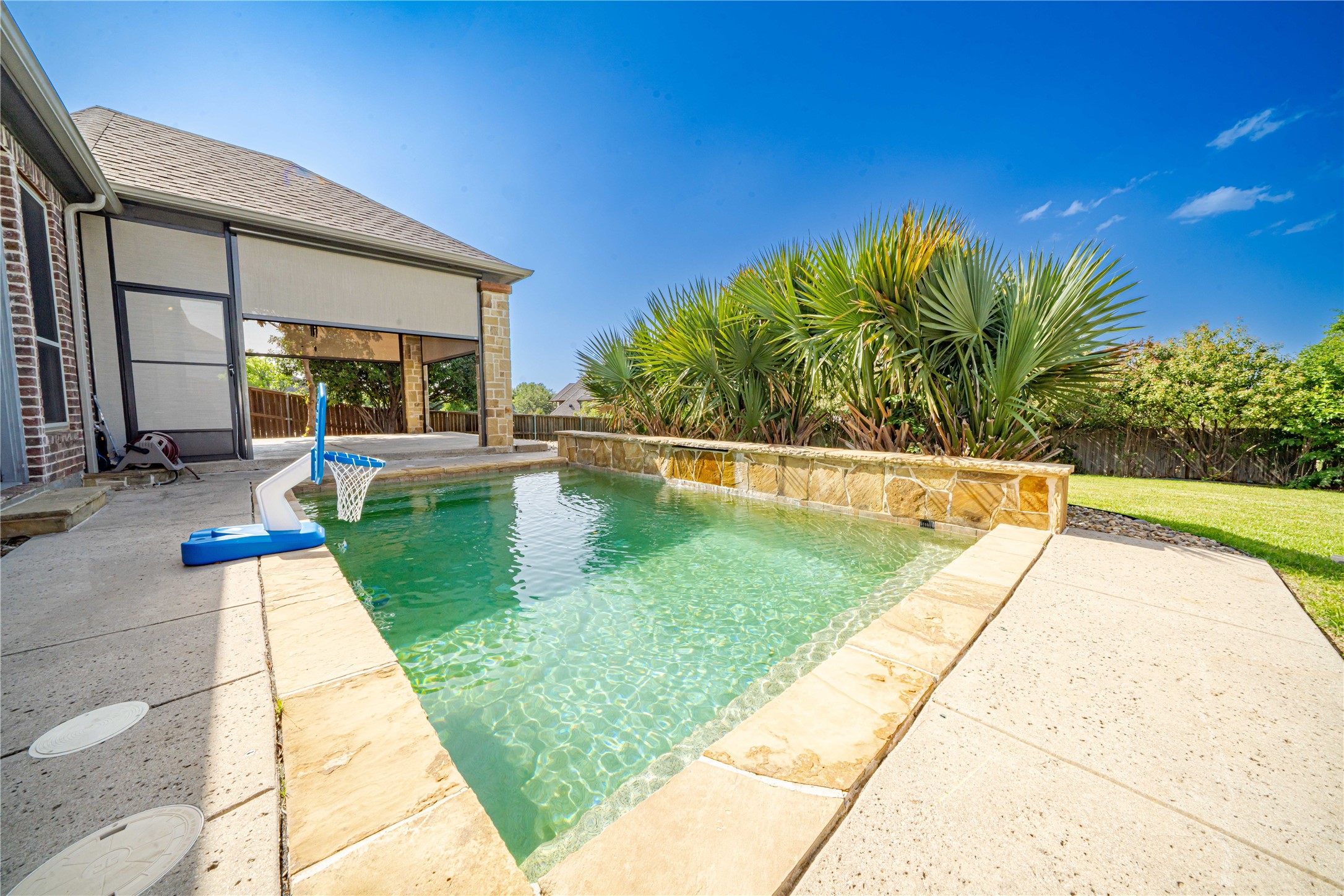 7913 Forest View Court North Richland Hills TX 76182