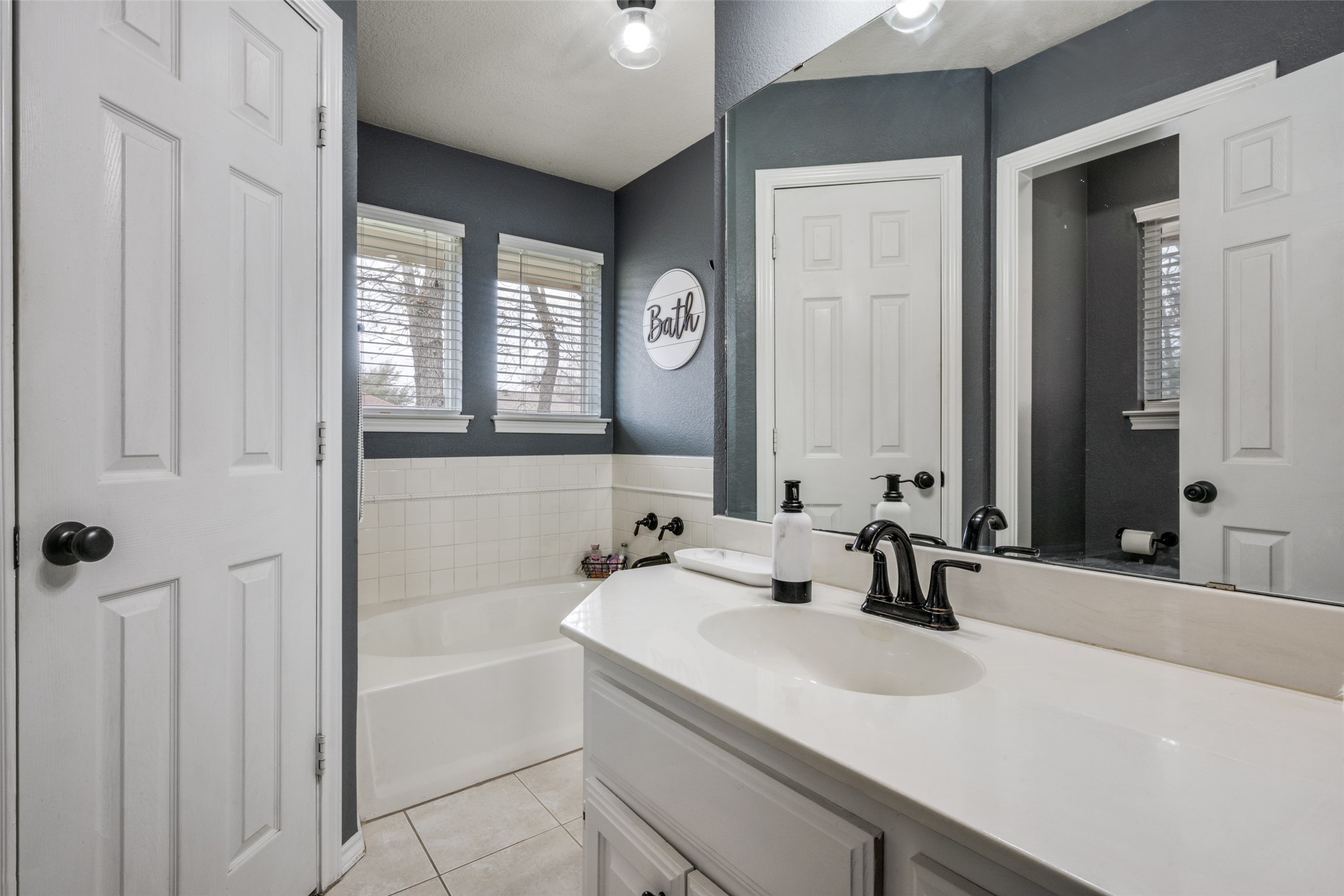 2209 Whispering Oaks Denton TX 76209
