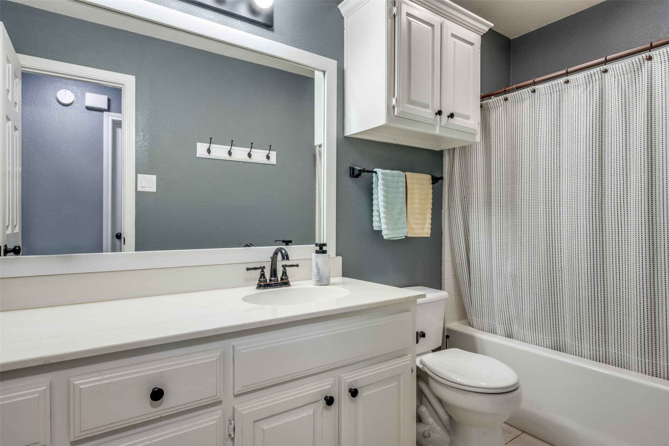 2209 Whispering Oaks Denton TX 76209