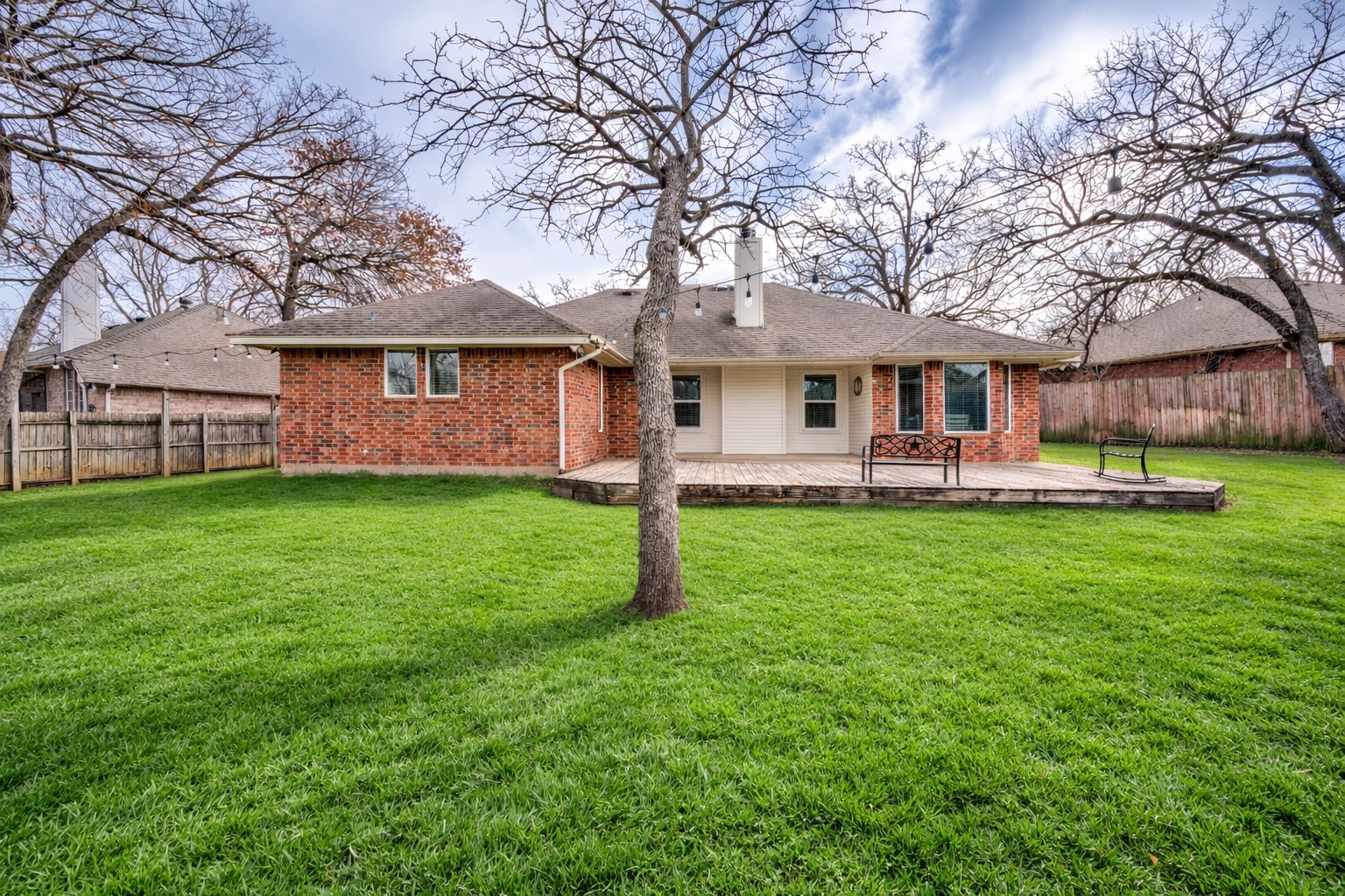 2209 Whispering Oaks Denton TX 76209