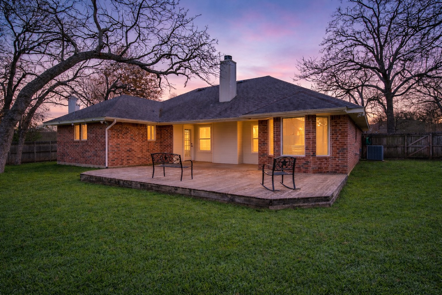 2209 Whispering Oaks Denton TX 76209