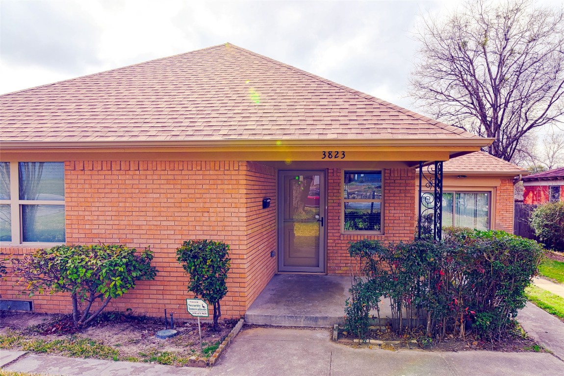 3823 Malden Lane Dallas TX 75216