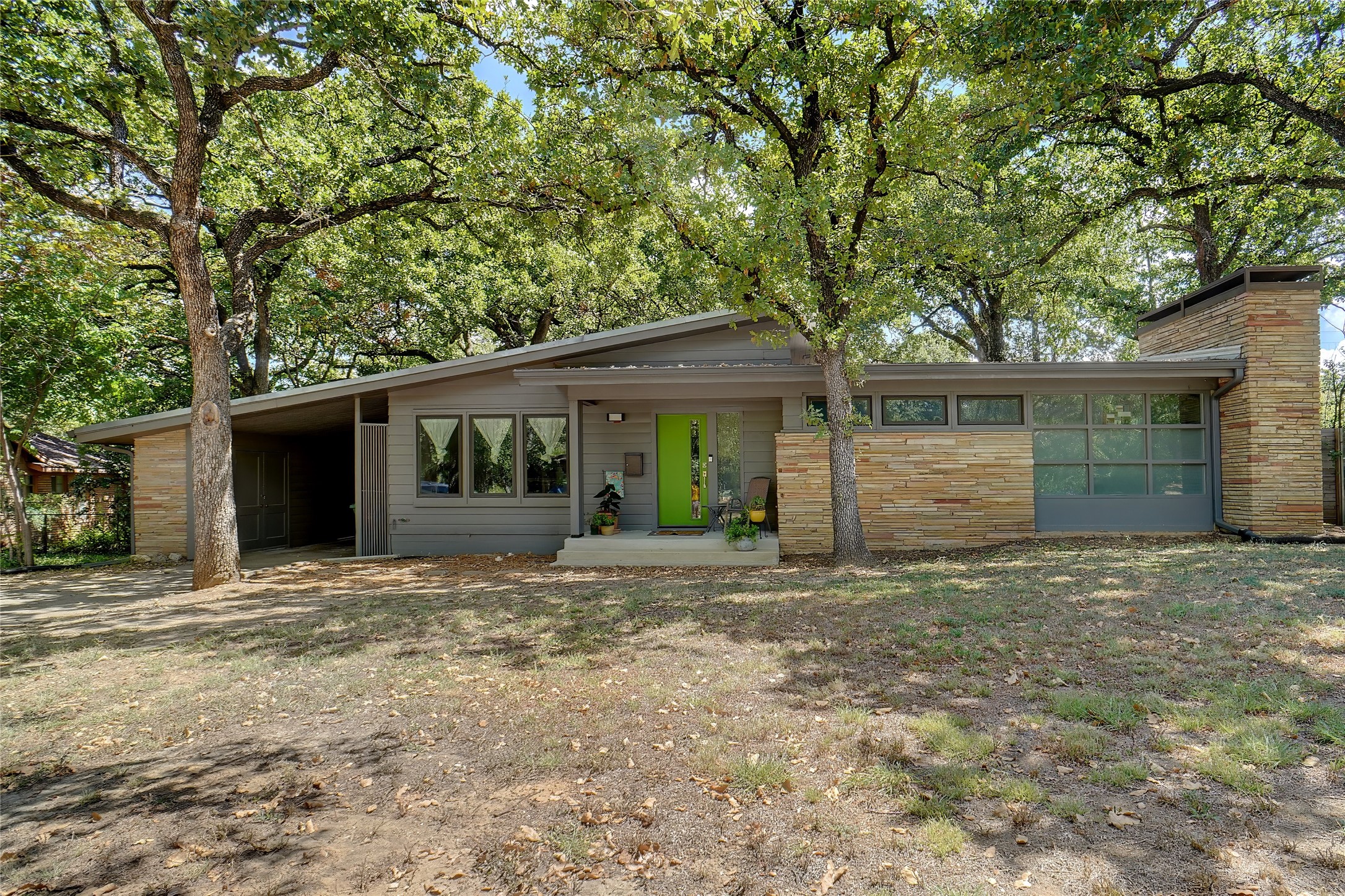 5124 Malinda Lane N Fort Worth TX 76112