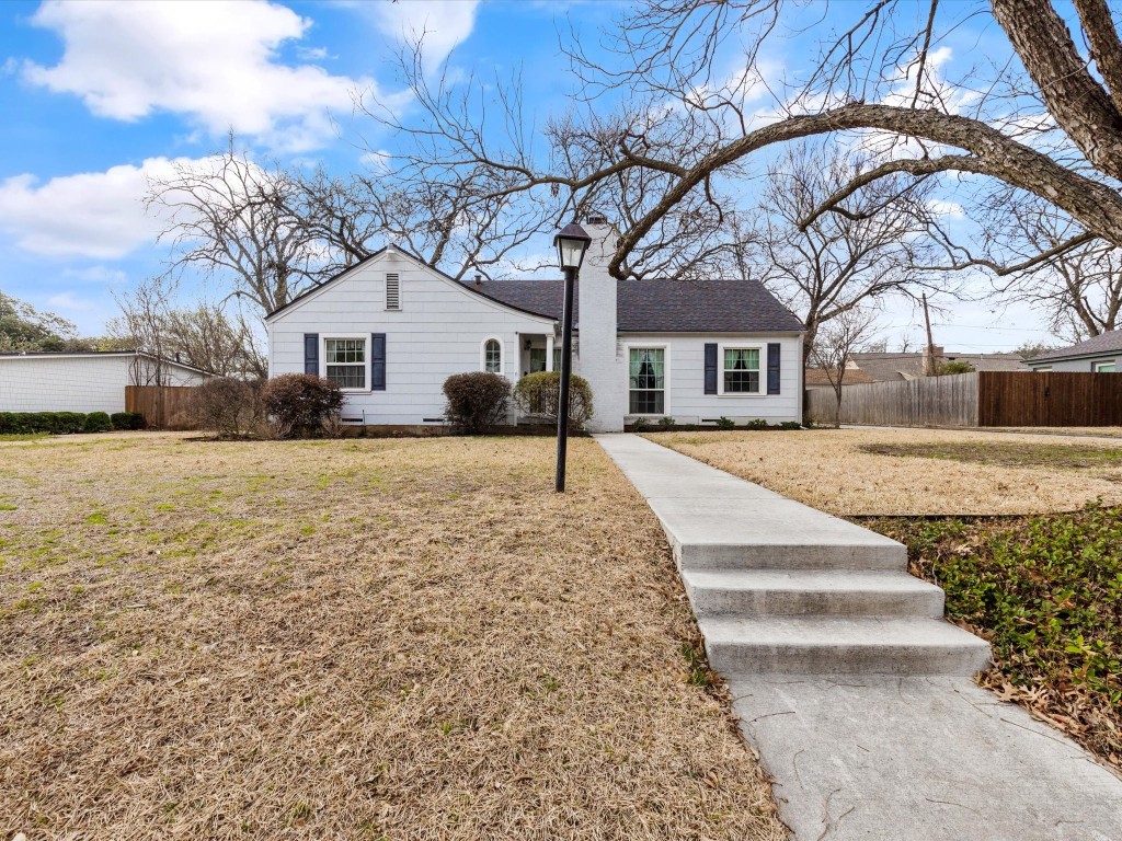 6405 Curzon Avenue Fort Worth TX 76116