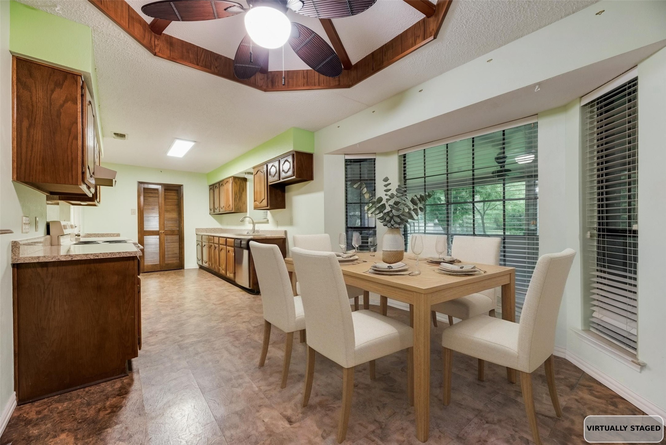 208 Lorene Drive Red Oak TX 75154
