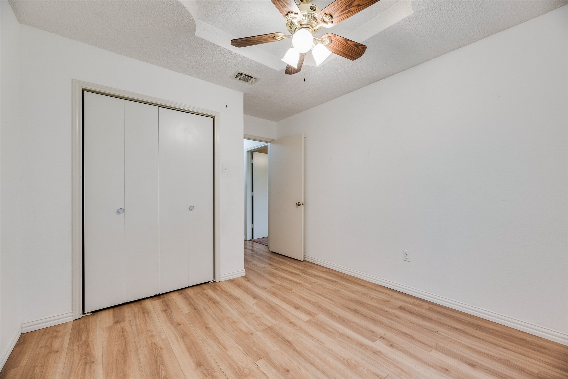 208 Lorene Drive Red Oak TX 75154