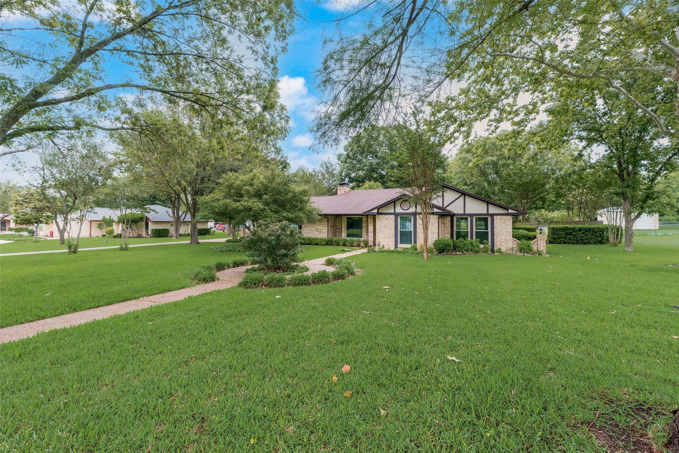 208 Lorene Drive Red Oak TX 75154