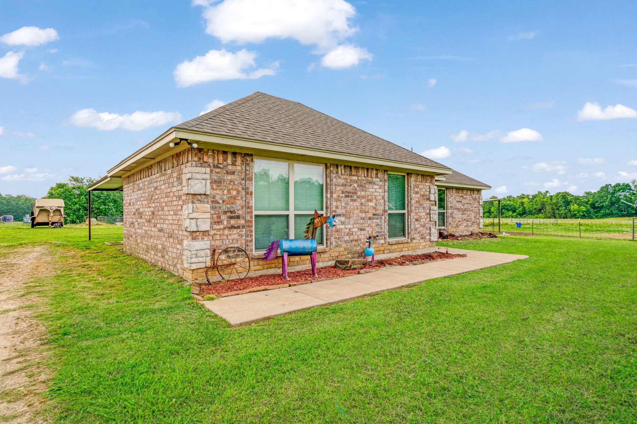 1890 County Road 34520 Sumner TX 75486
