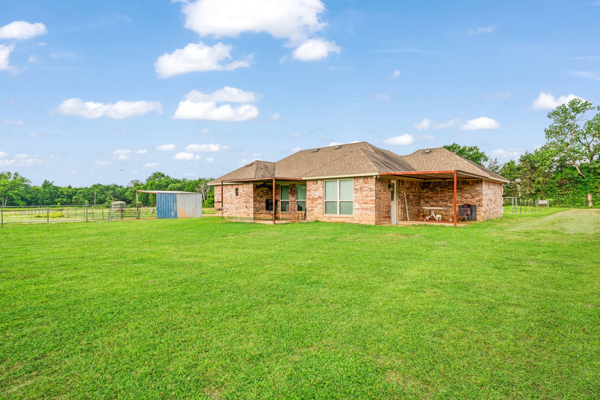 1890 County Road 34520 Sumner TX 75486