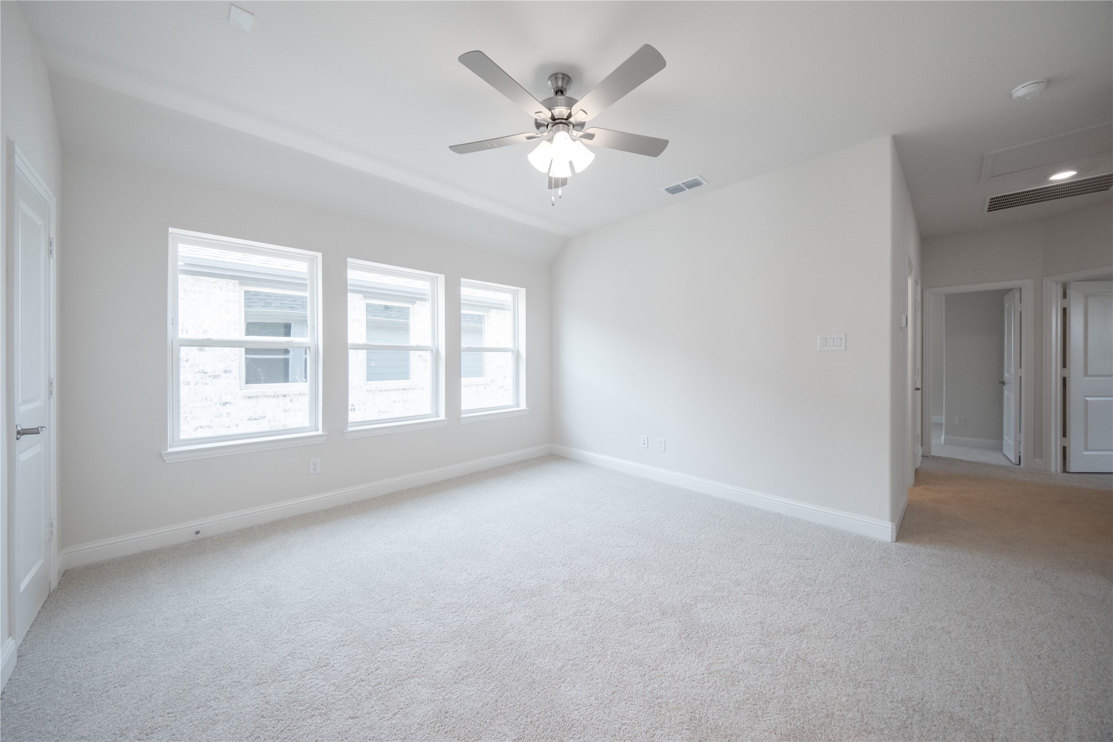 8925 Acorn Avenue Justin TX 76247
