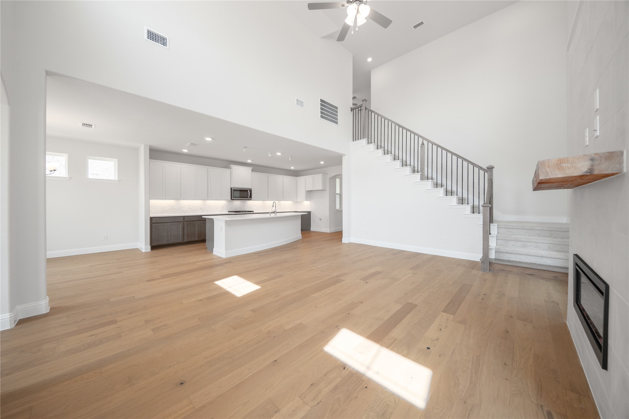 8925 Acorn Avenue Justin TX 76247