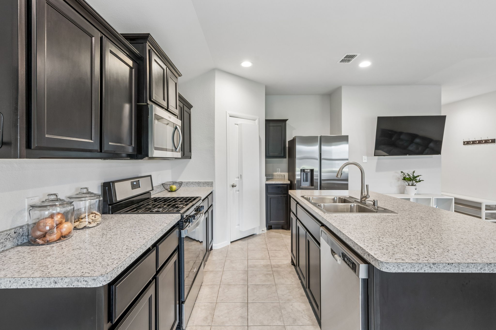 16629 Milwaukee Street Justin TX 76247