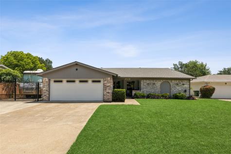 6508 Riddle Drive North Richland Hills TX 76182