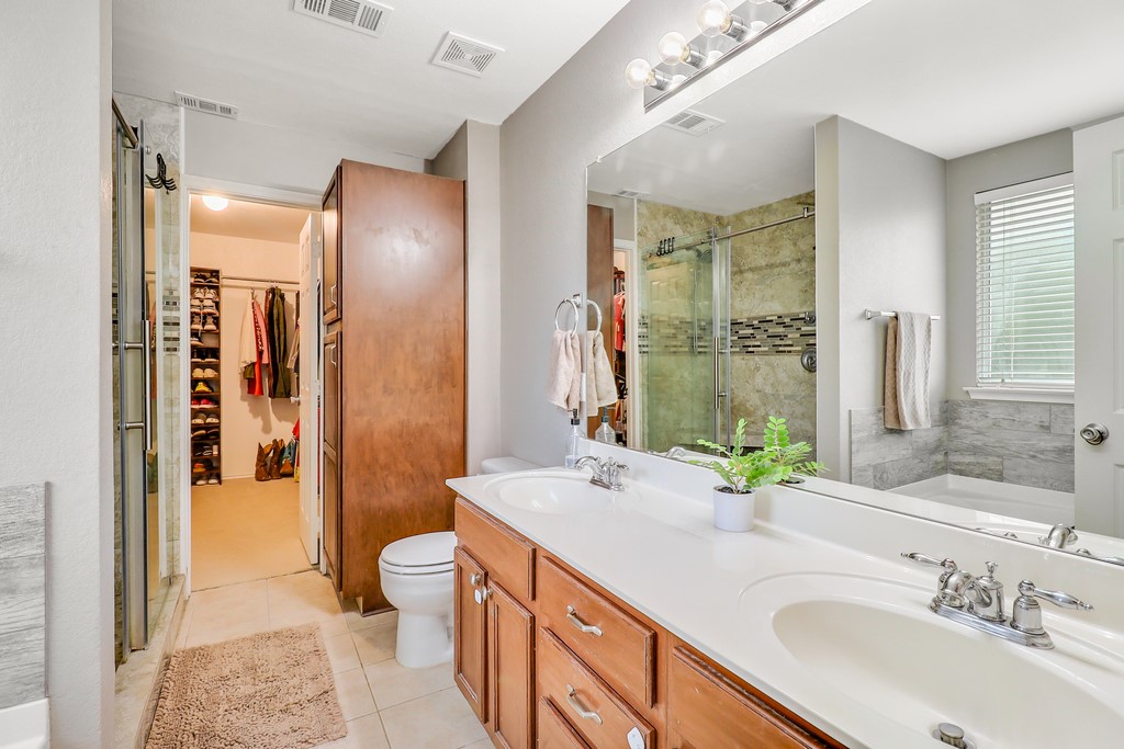 4253 Broken Bend Boulevard Fort Worth TX 76244