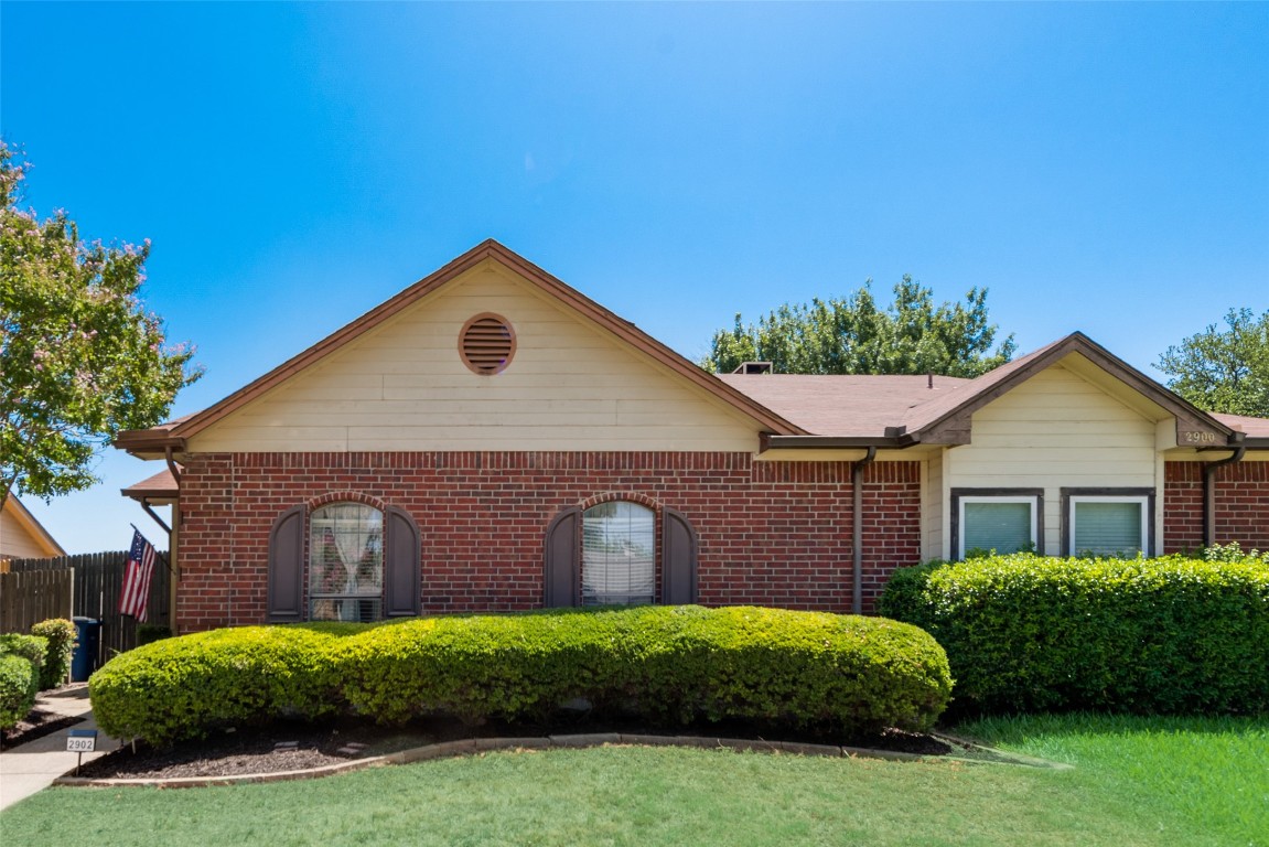 2902 Northrope Street Euless TX 76039