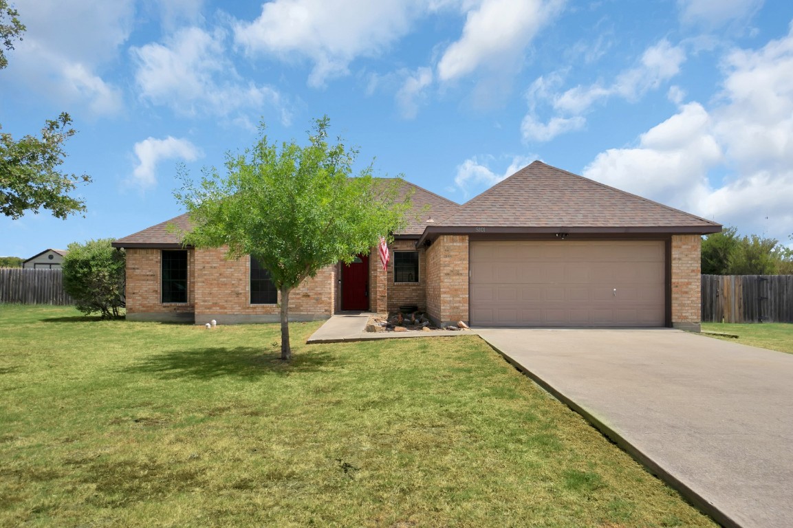 5101 Creek Crossing Drive Greenville TX 75402