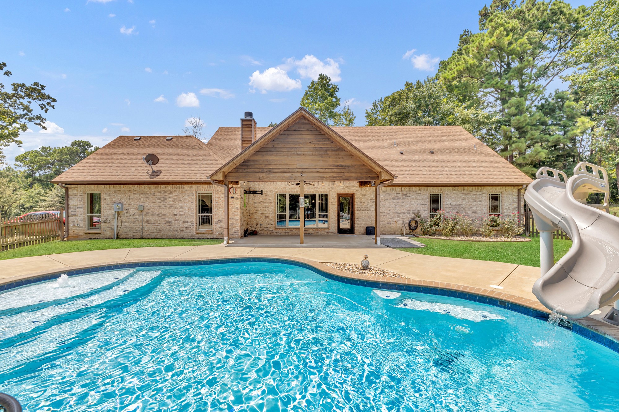 18241 Sunshine Lane Troup TX 75789