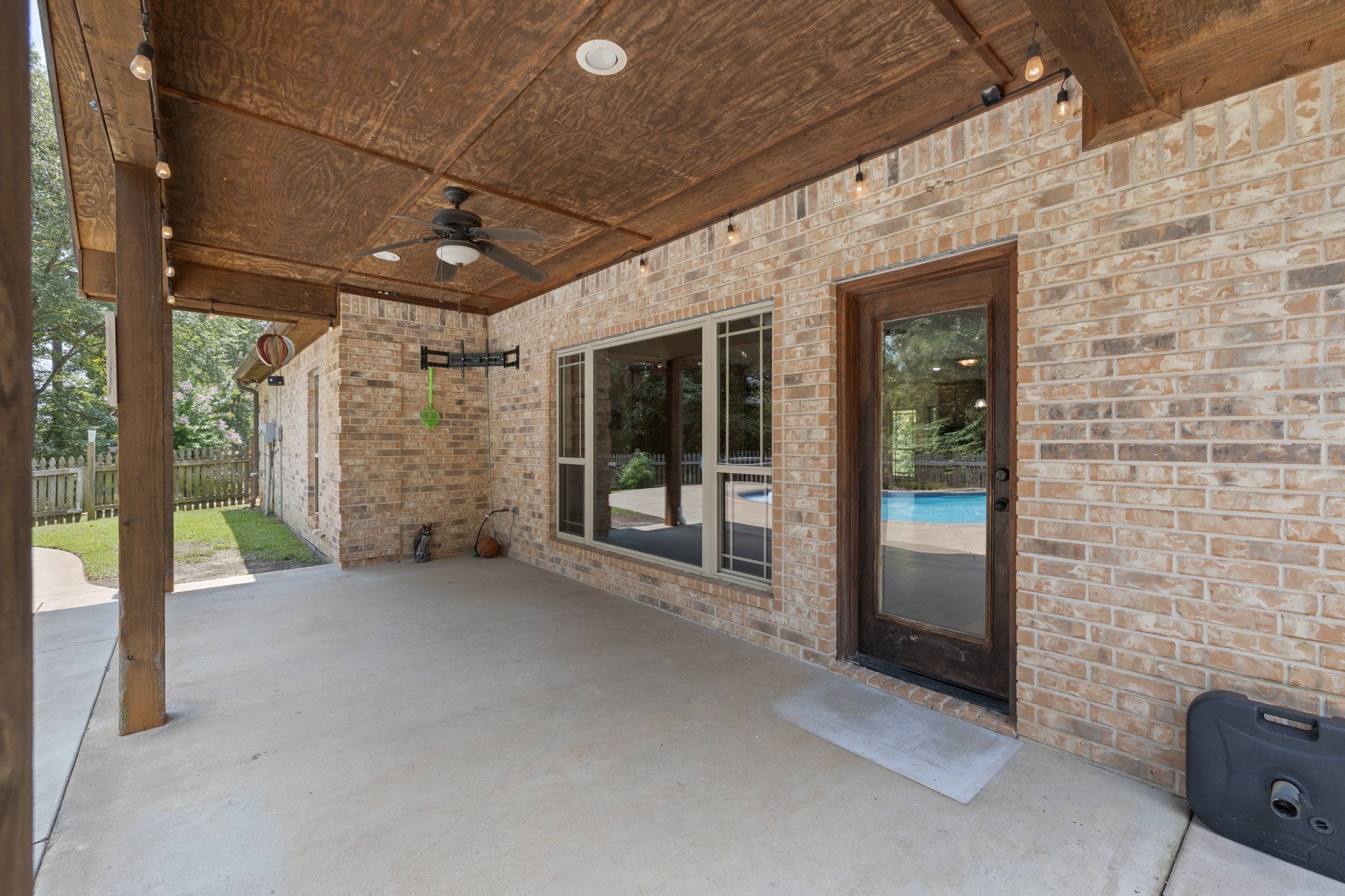 18241 Sunshine Lane Troup TX 75789