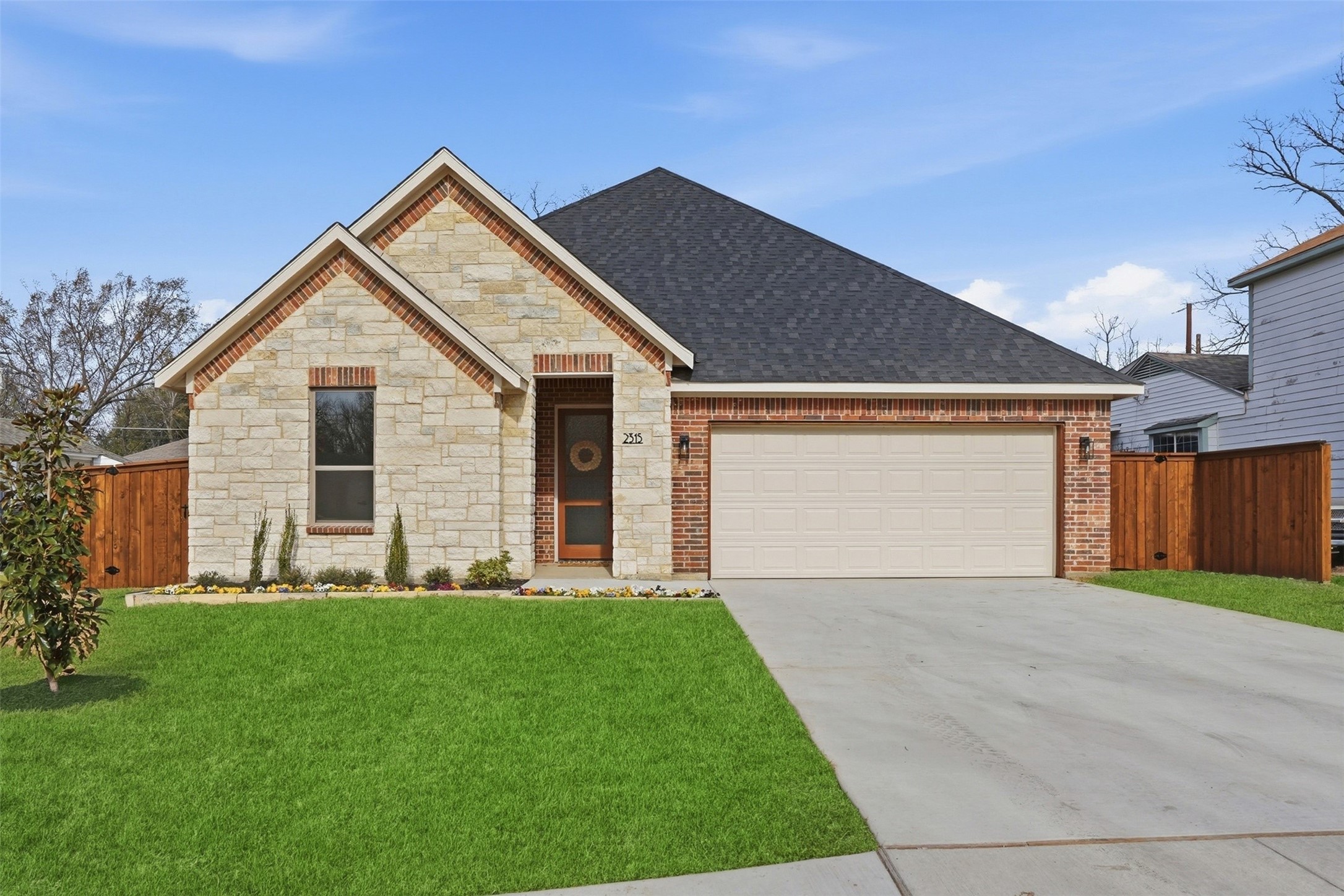 2315 Colony Court Dallas TX 75235