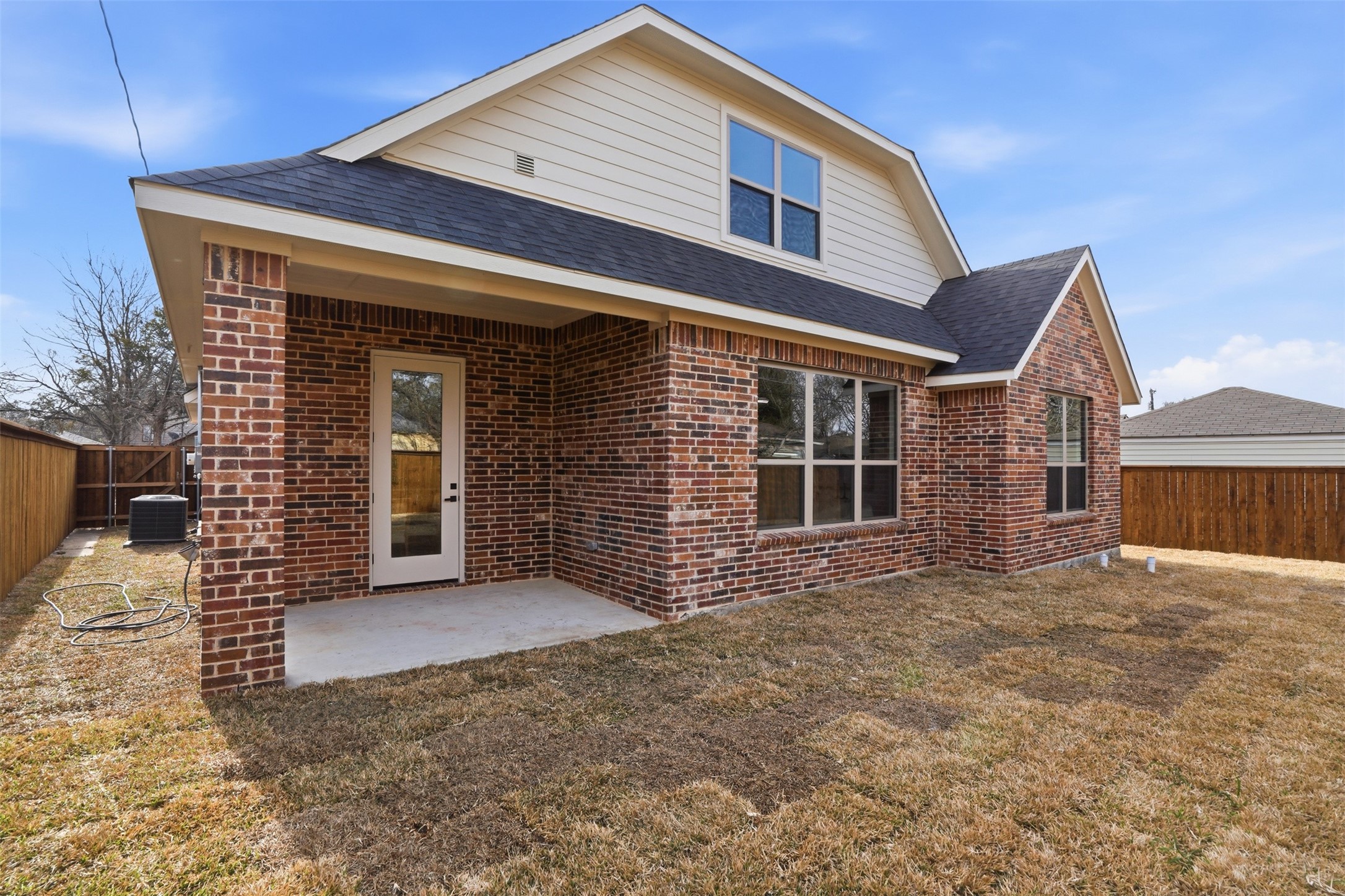 2315 Colony Court Dallas TX 75235