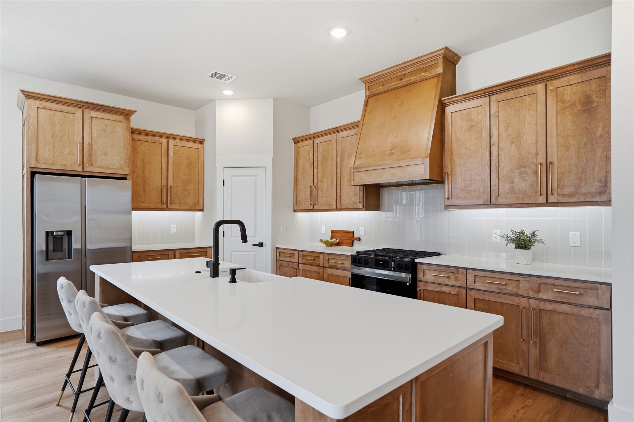 2315 Colony Court Dallas TX 75235