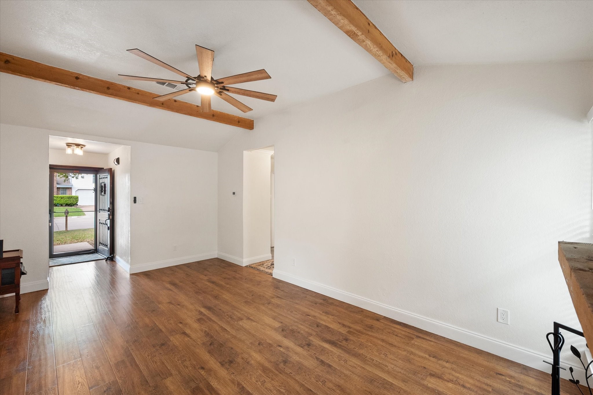 635 S Waxahachie Street Mansfield TX 76063