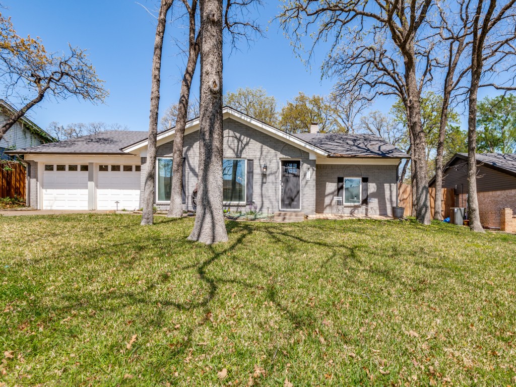 716 Thousand Oaks Drive Hurst TX 76054