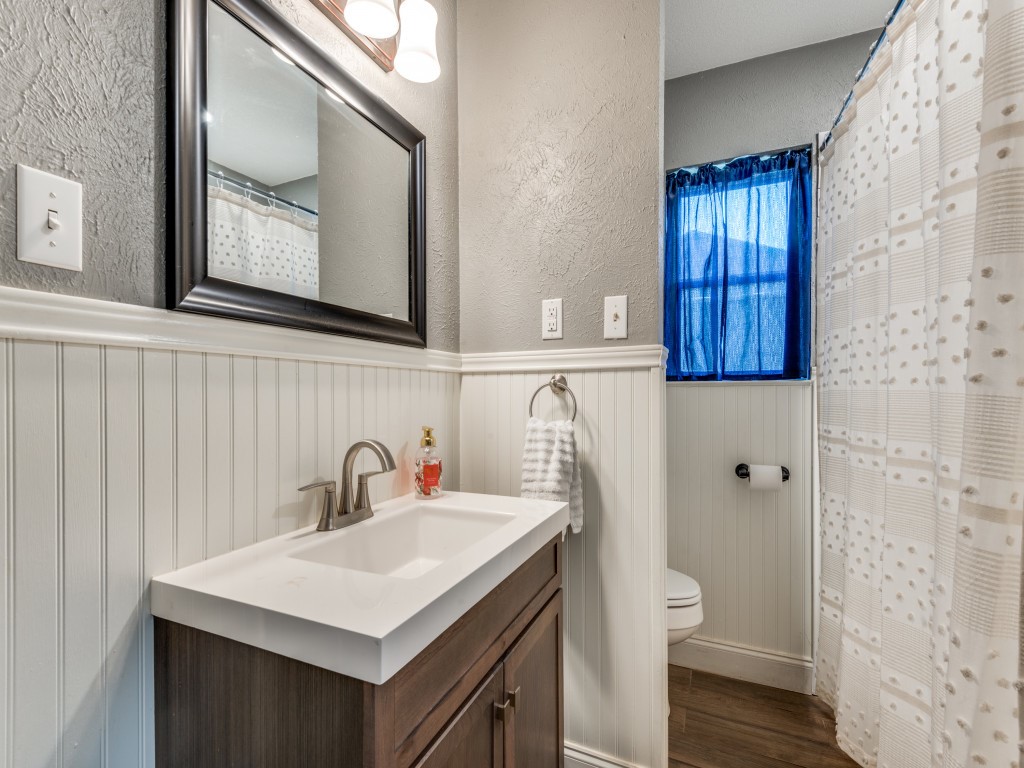 716 Thousand Oaks Drive Hurst TX 76054