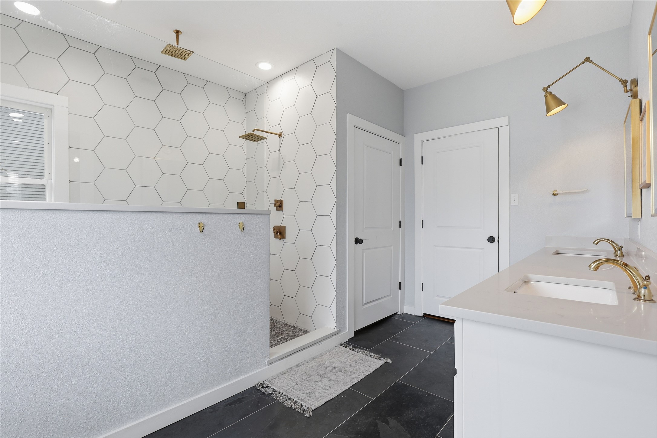 2108 Washington Avenue Fort Worth TX 76110