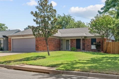 7024 Shadow Bend Drive Fort Worth TX 76137