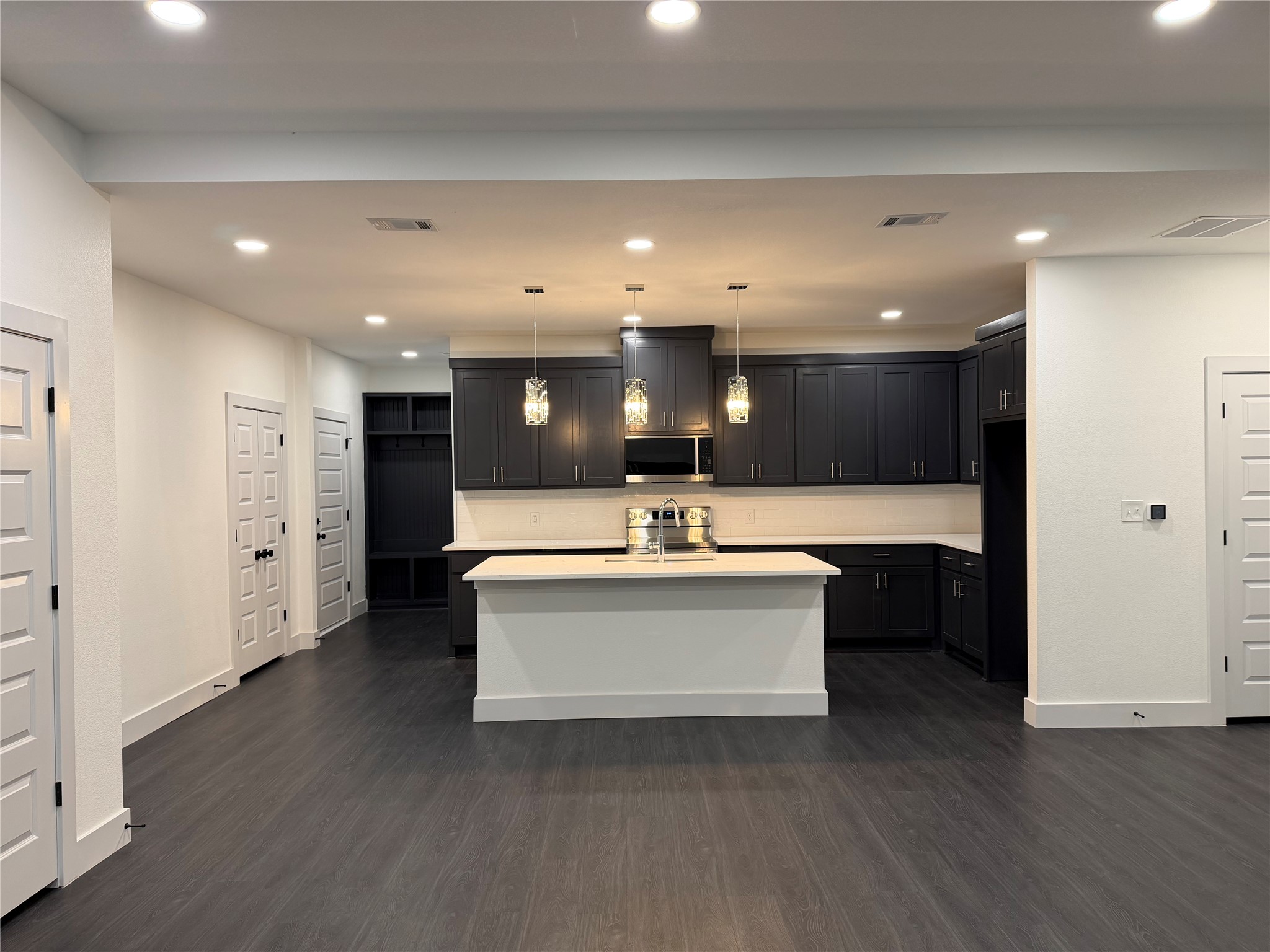2091 Goodwyn Road Avalon TX 76623