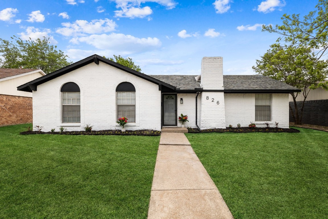 826 Hudson Drive Garland TX 75043
