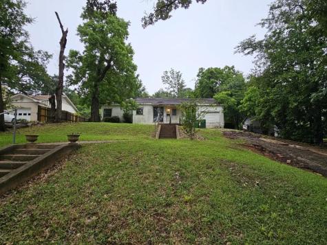 1016 Woodland Drive Palestine TX 75801