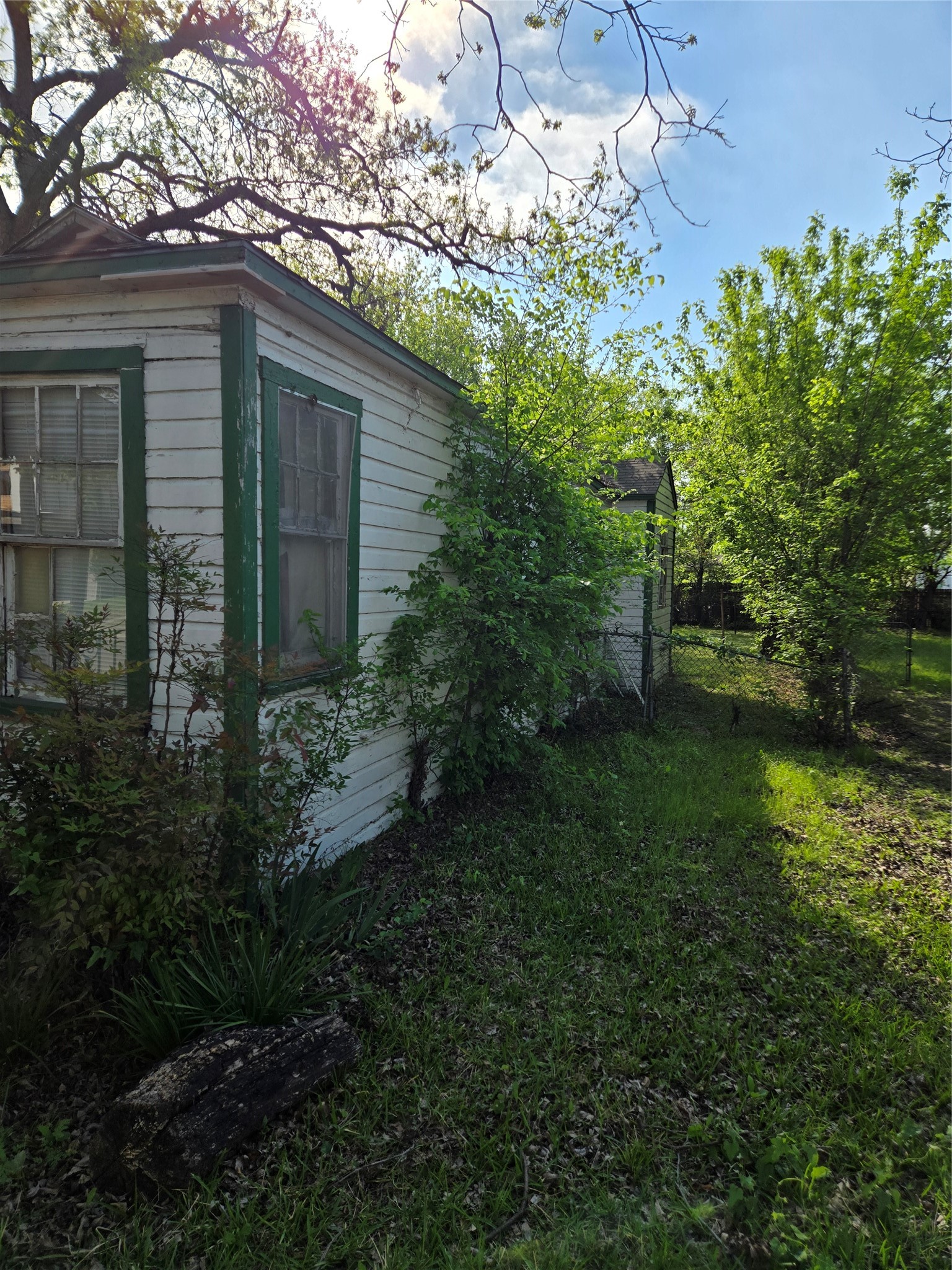 2510 Southland Street Dallas TX 75215