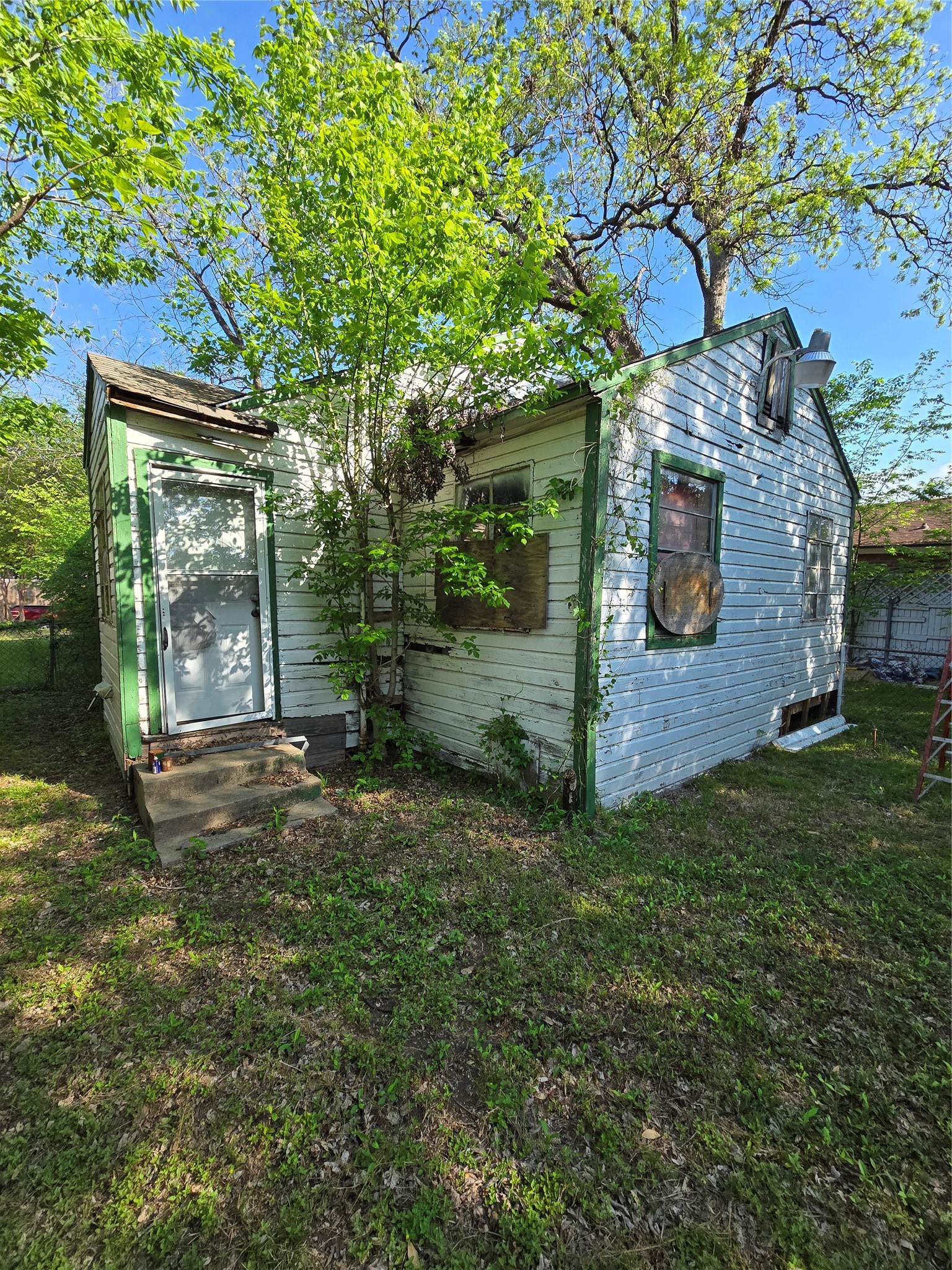 2510 Southland Street Dallas TX 75215