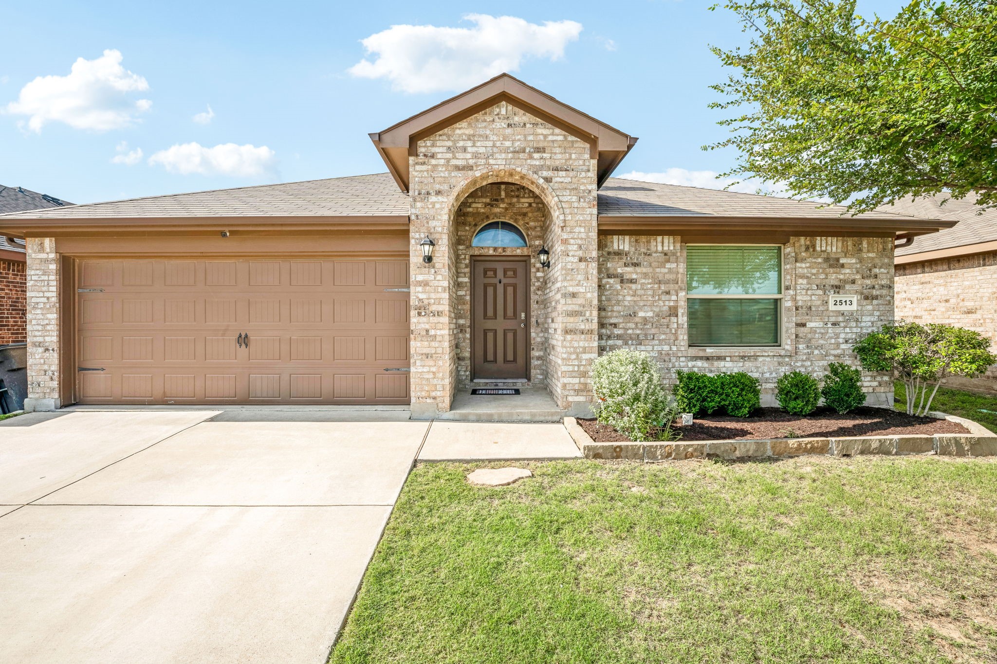 2513 Clarks Mill Lane Fort Worth TX 76123