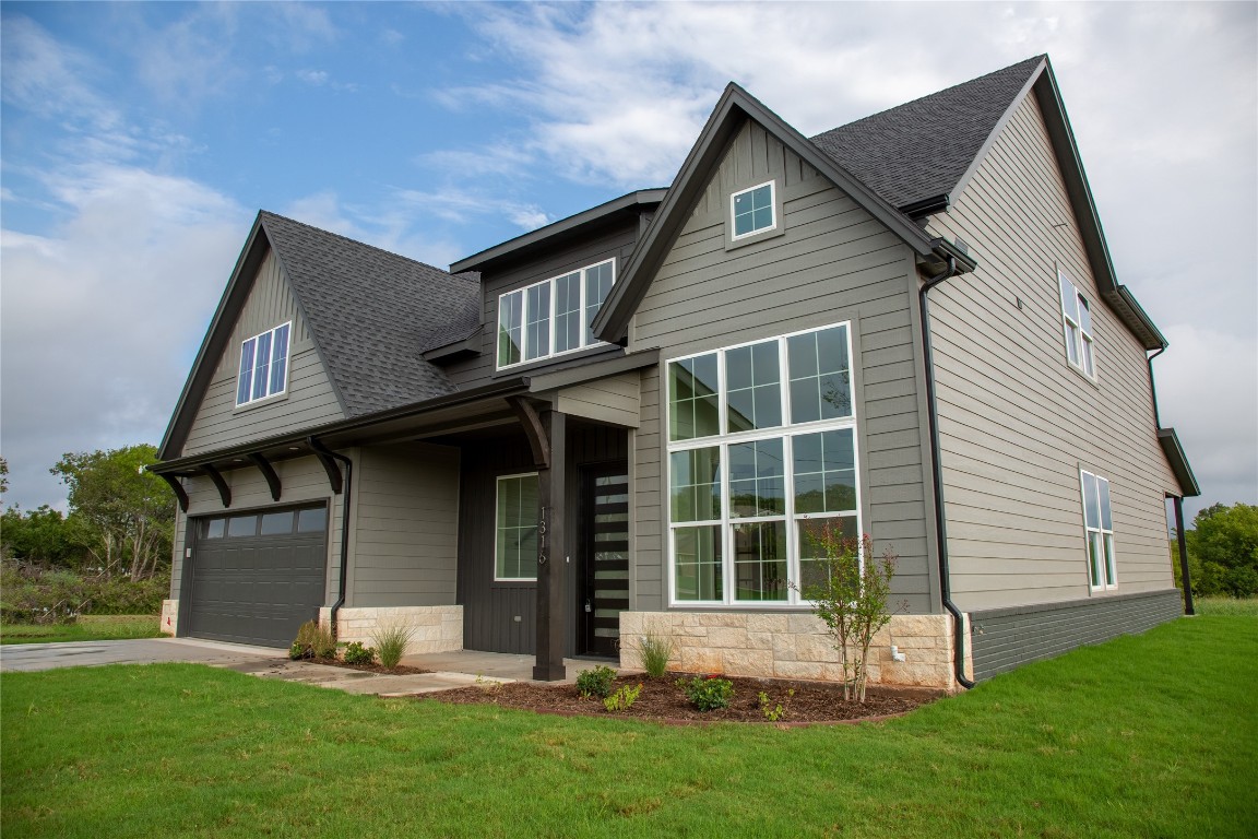 1316 Shawnee Trail Granbury TX 76048