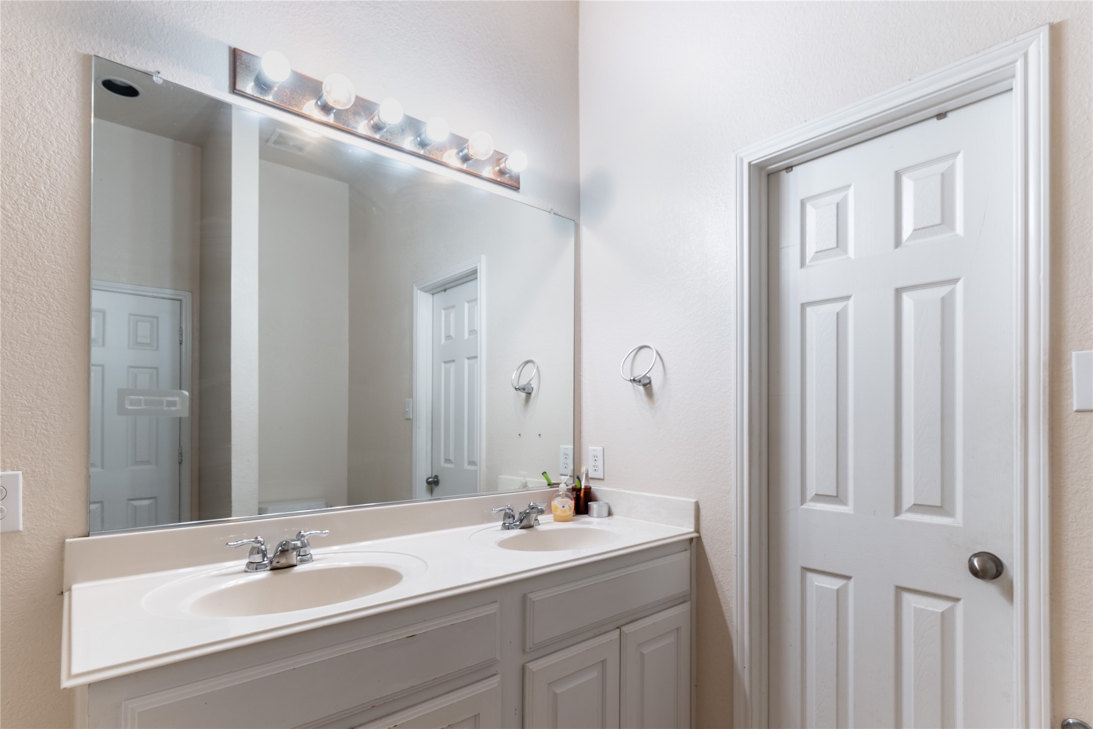 476 Paddle Drive Crowley TX 76036