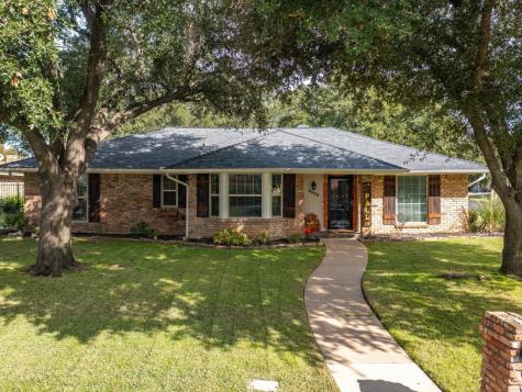 2020 Normandy Drive Hurst TX 76054