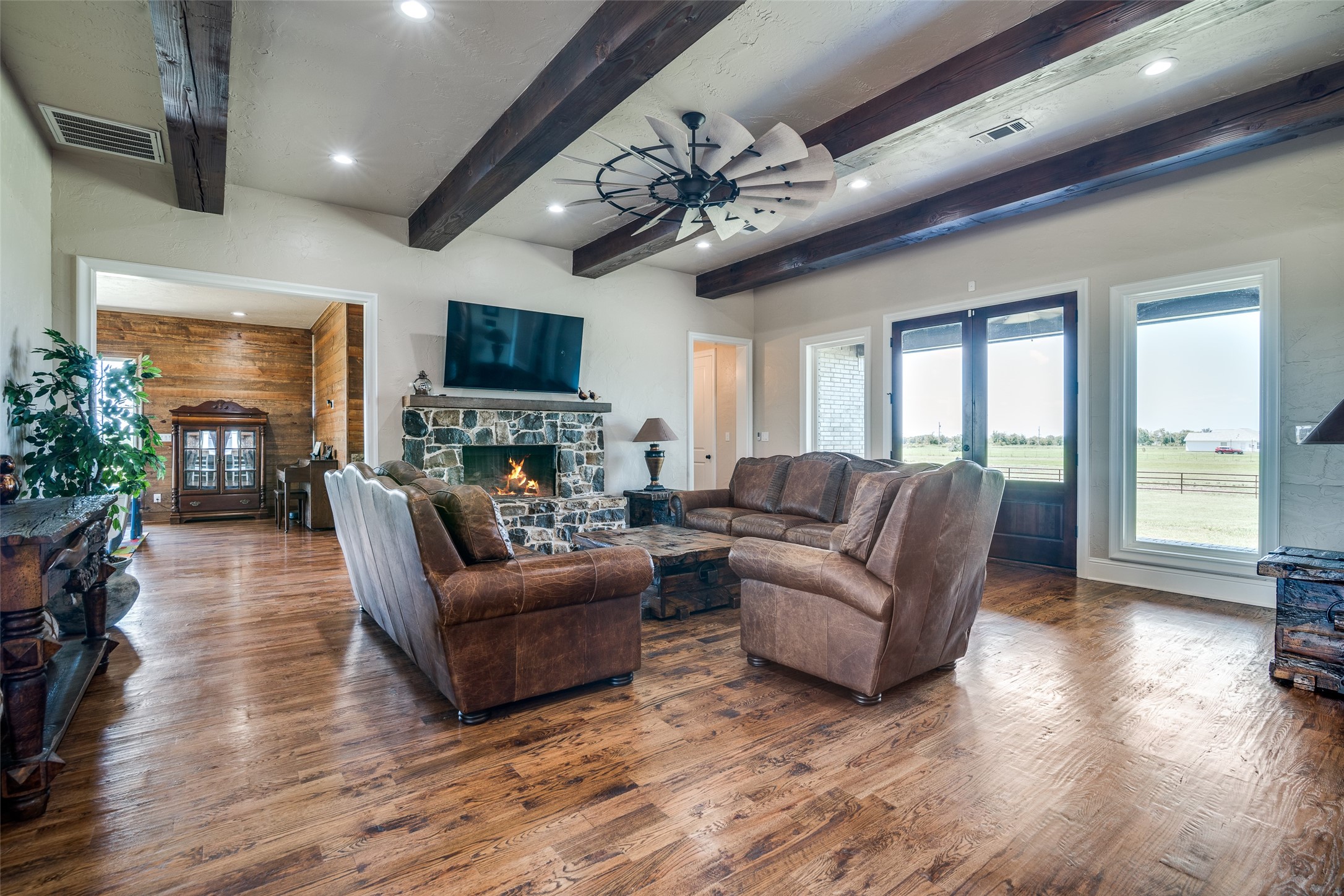 1010 Vz County Road 3415 Wills Point TX 75169
