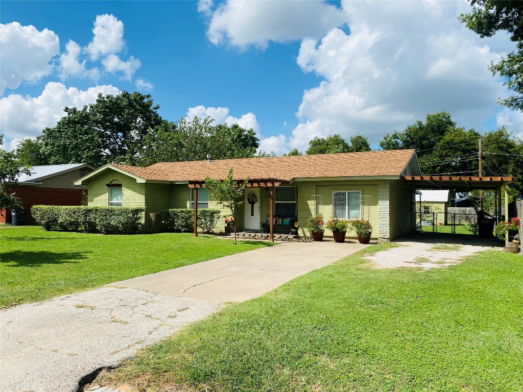 210 Blundell Street Ranger TX 76470