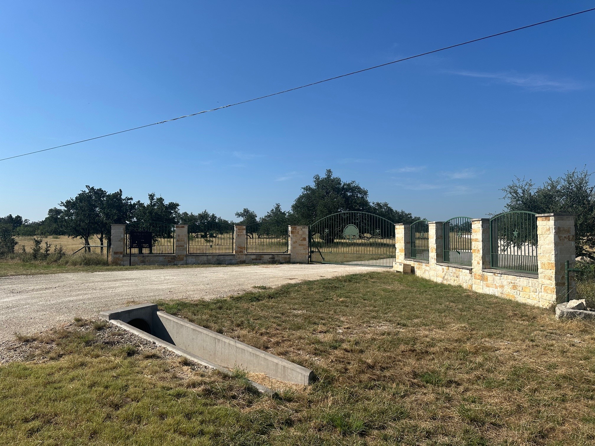 1815 Ranch Road 2597 Sonora TX 76950