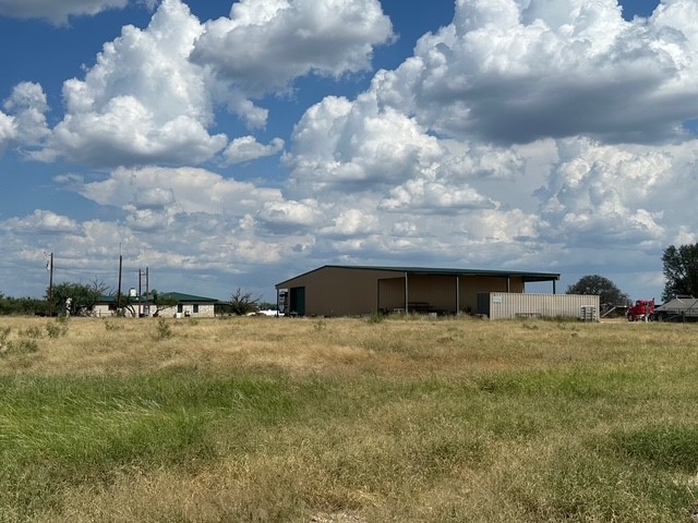1815 Ranch Road 2597 Sonora TX 76950
